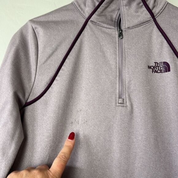 Woman’s The North Face 1/4 Zip - Picture 4 of 8